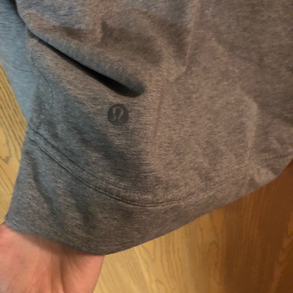 Lululemon zip up - Picture 5 of 8